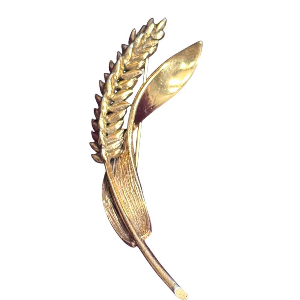 Vintage ZENTALL Gold brassy Leaf wheat Brooch